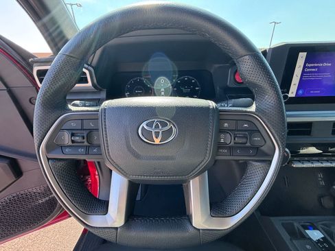 Used 2024 Toyota Tacoma TRD Sport AWD/4WD image 22