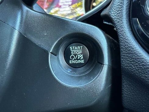 Used 2019 Jeep Compass Altitude image 19