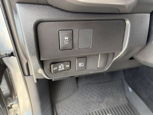 Used 2023 Toyota Tacoma SR5 w/ Technology Package AWD/4WD image 19
