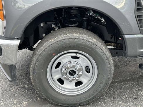 New 2026 Ford F350 XL w/ FX4 Off-Road Package image 10