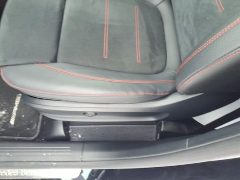 Used 2023 Mercedes-Benz GLA 250 4MATIC image 11