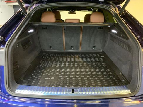 Used 2021 Audi Q8 Prestige w/ Prestige Package image 54