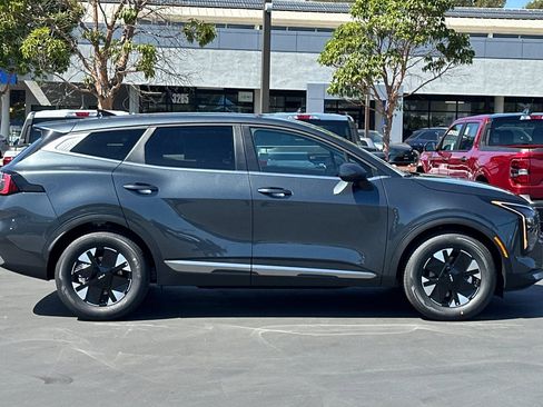 New 2026 Kia Sportage LX image 3