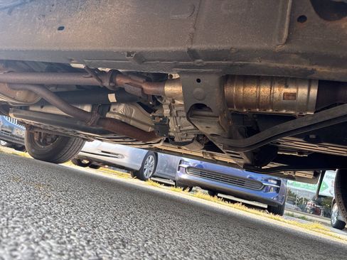 Used 2007 Toyota Sequoia SR5 AWD/4WD image 34