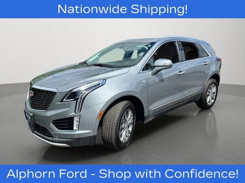 Used 2023 Cadillac XT5 Premium Luxury w/ Technology Package AWD/4WD image 6