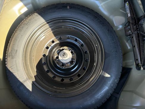 Used 2016 Honda CR-V EX image 15