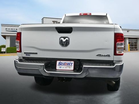 Used 2024 RAM 2500 Big Horn AWD/4WD image 4