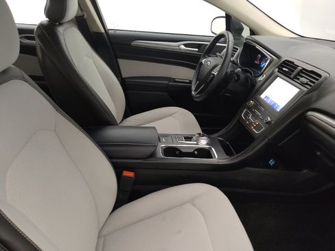 Used 2019 Ford Fusion SE w/ Equipment Group 151A image 21