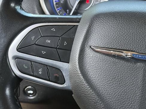 Used 2022 Chrysler 300 Touring w/ Sport Appearance Package RWD image 13