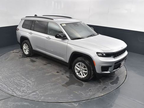 New 2026 Jeep Grand Cherokee L 4WD image 36