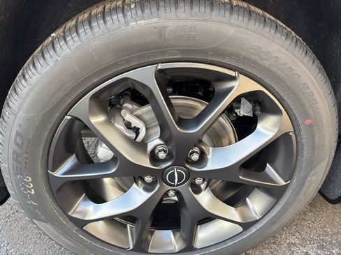 New 2026 Chrysler Pacifica Select w/ S Appearance Package image 32