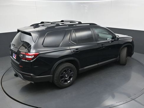 Used 2024 Honda Pilot TrailSport image 36