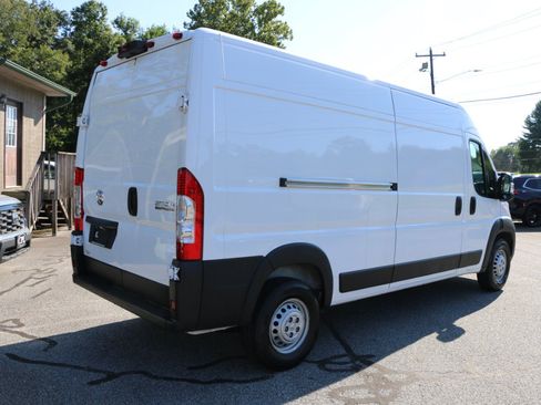 Used 2025 RAM ProMaster 2500 w/ Convenience Group FWD image 5