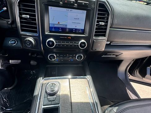 Used 2021 Ford Expedition Limited RWD image 14
