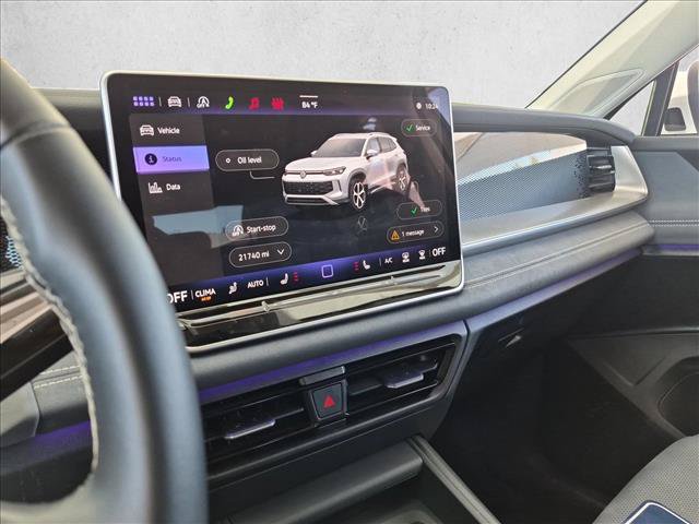 Used 2026 Volkswagen Tiguan SE FWD image 12