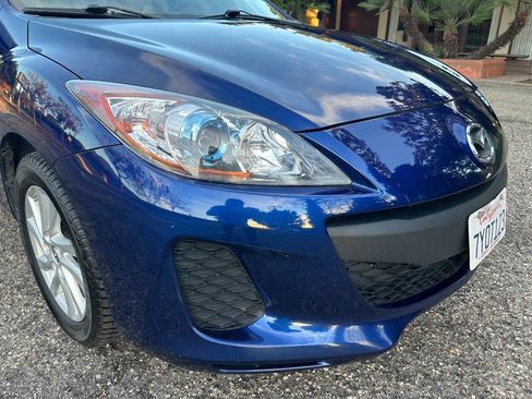 Used 2013 MAZDA MAZDA3 i Touring image 12