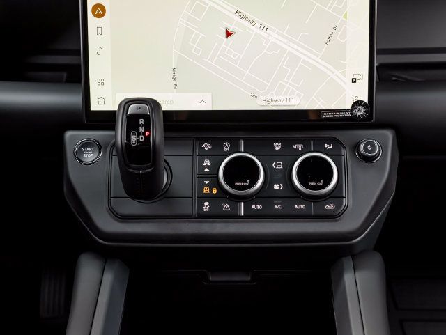 New 2026 Land Rover Defender 110 X-Dynamic SE AWD/4WD image 22