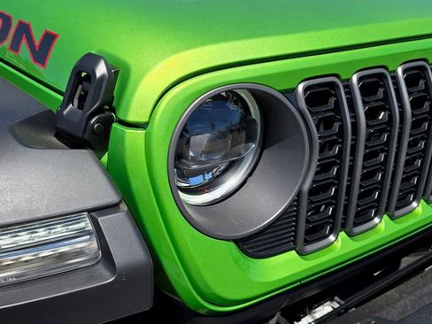 New 2025 Jeep Wrangler Unlimited Rubicon w/ Steel Bumper Group image 25