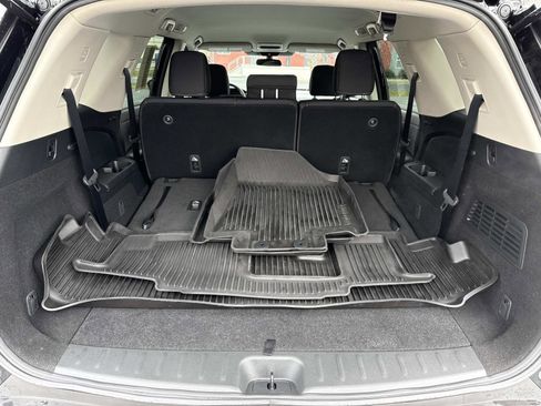 Used 2024 Nissan Pathfinder S image 21