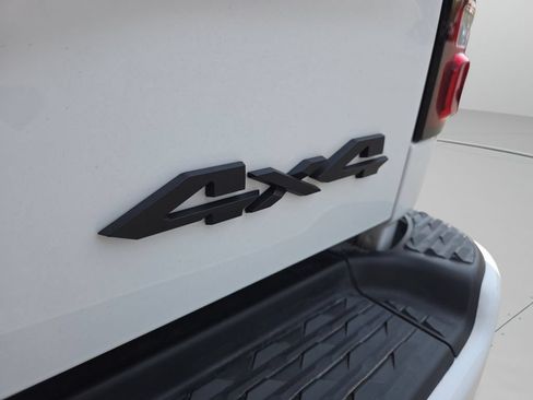 Used 2022 RAM 2500 Big Horn w/ Level B Equipment Group AWD/4WD image 29