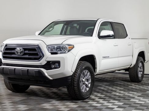 Used 2023 Toyota Tacoma SR5 image 2
