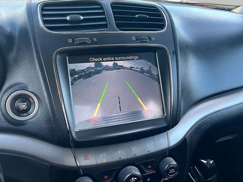 Used 2020 Dodge Journey Crossroad FWD image 26