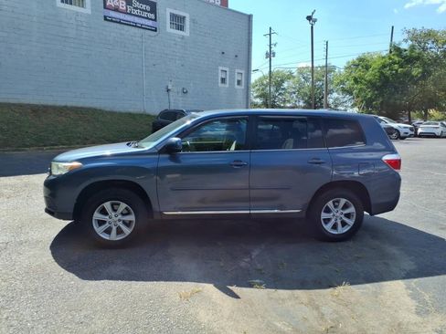 Used 2013 Toyota Highlander FWD image 7
