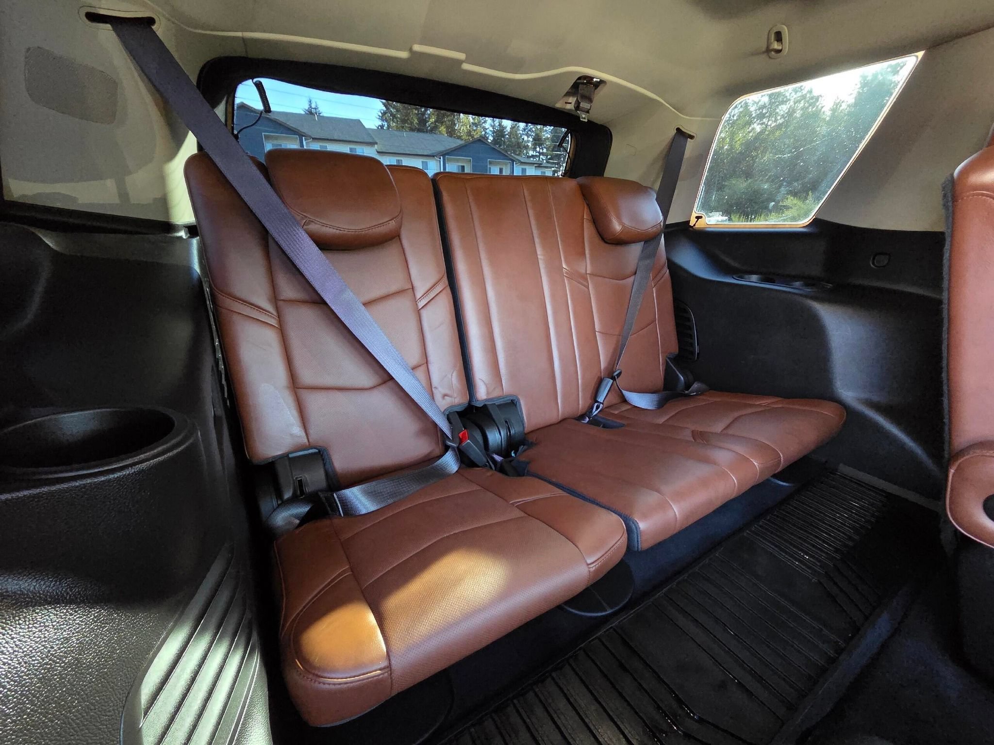 Used 2017 Cadillac Escalade Luxury AWD/4WD image 30