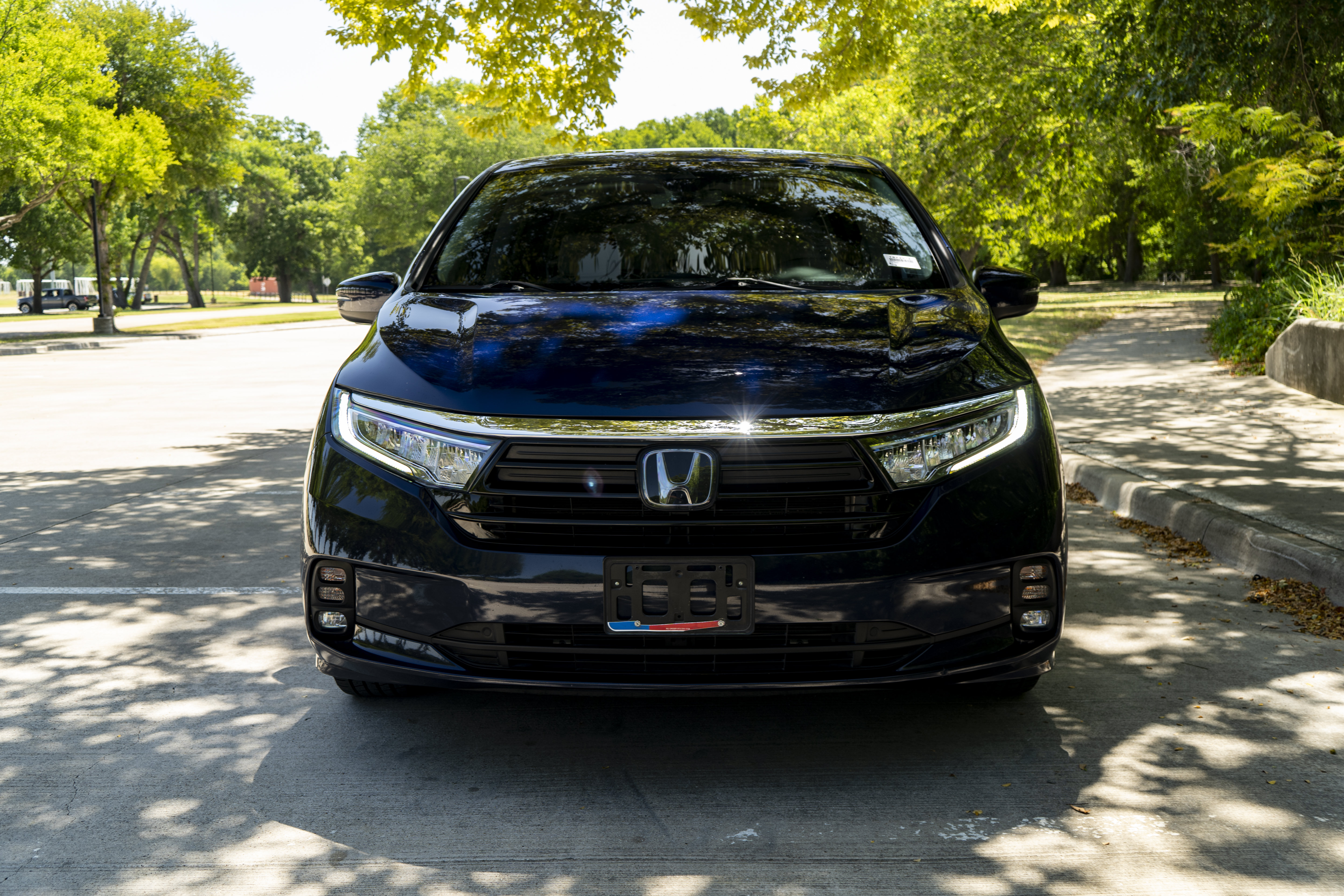 Used 2024 Honda Odyssey EX-L image 3