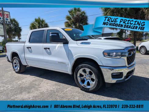 Used 2025 RAM 1500 Big Horn AWD/4WD image 1