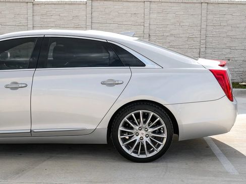 Used 2015 Cadillac XTS Platinum AWD/4WD image 11