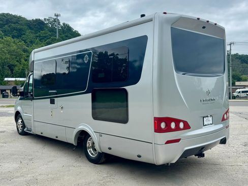 Used 2020 Mercedes-Benz Sprinter 3500 image 4