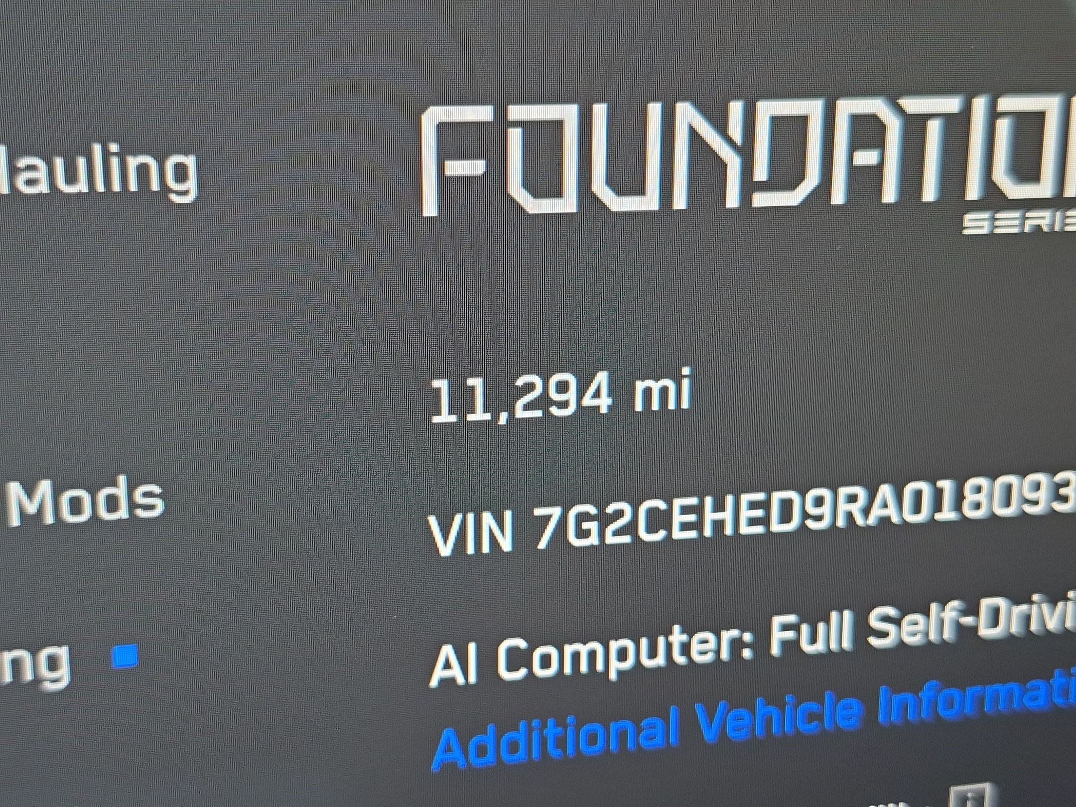 Used 2024 Tesla Cybertruck AWD Crew Cab image 22