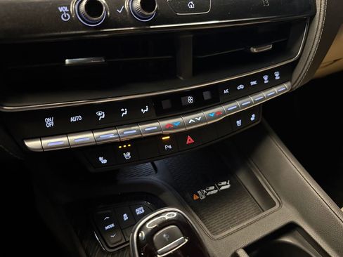 Used 2020 Cadillac CT5 Premium Luxury AWD/4WD image 15