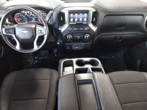 Used 2022 Chevrolet Silverado 2500 LT w/ Convenience Package AWD/4WD image 3