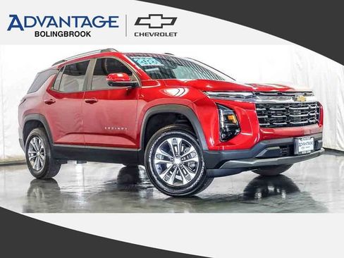 Used 2025 Chevrolet Equinox LT w/ Convenience Package II FWD image 1