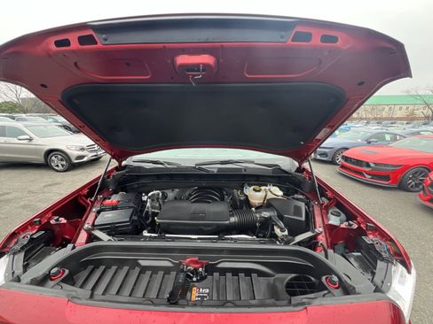 Used 2022 GMC Sierra 1500 AT4 w/ AT4 Premium Package image 28