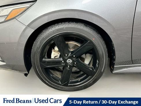 Used 2023 Nissan Sentra SR w/ Midnight Edition Package FWD image 35