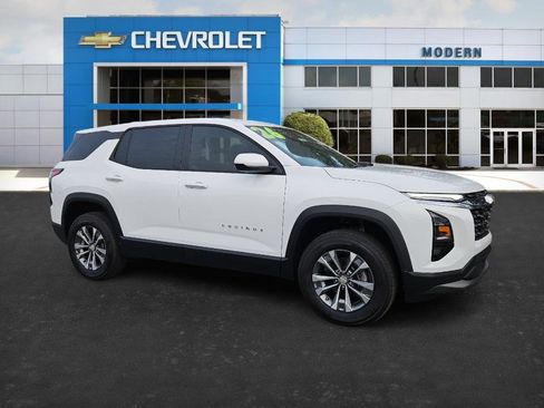 New 2026 Chevrolet Equinox LT w/ Convenience Package II image 6