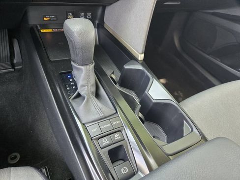 Used 2025 Toyota Camry LE FWD image 14