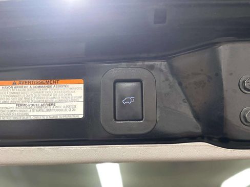 Used 2020 Toyota Sienna XLE Premium image 17