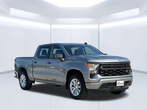 Used 2024 Chevrolet Silverado 1500 Custom AWD/4WD image 10
