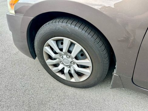 Used 2015 Nissan Altima 2.5 S w/ Power Driver Seat Package FWD image 9