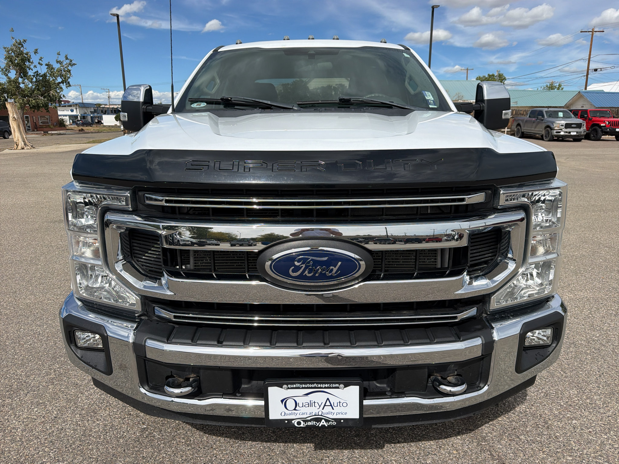 Used 2022 Ford F350 XLT w/ XLT Premium Package AWD/4WD image 4