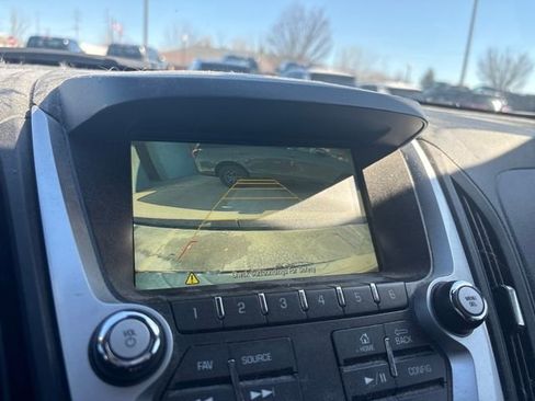 Used 2017 Chevrolet Equinox LT w/ Convenience Package image 22