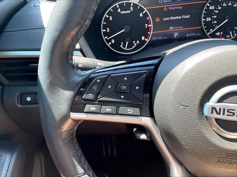 Used 2019 Nissan Altima 2.5 SV FWD image 23