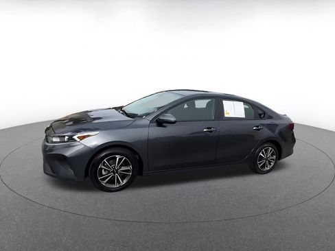 Used 2023 Kia Forte LXS w/ LXS Technology Package image 8