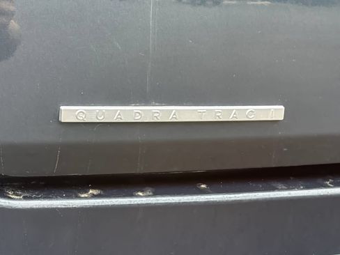 Used 2023 Jeep Wagoneer L Series II AWD/4WD image 42