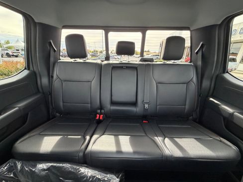 New 2026 Ford F350 Lariat w/ Black Appearance Package AWD/4WD image 31