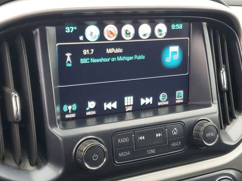 Used 2018 GMC Canyon SLE w/ SLE Convenience Package image 16